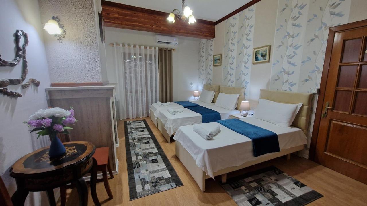 Vila Korani Bed & Breakfast Tirana Exterior photo